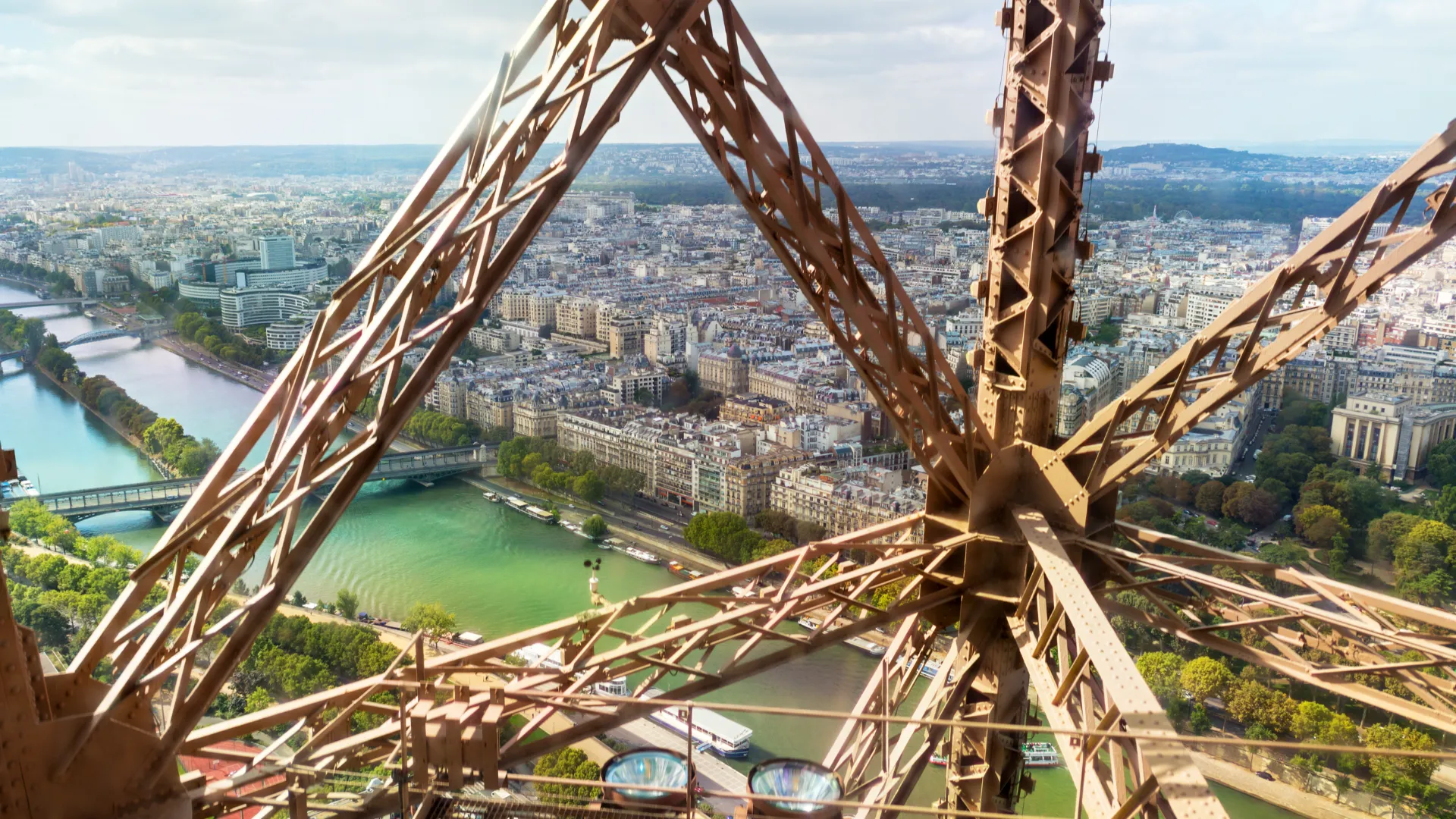 Breathtaking Paris Views With Fast-Track Entry Tickets To Eiffel Tower Including Summit